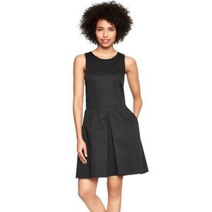 Gap Linen Fit And Flare Dress Inverted Pleat Sleeveless Black Dress Classic NWT